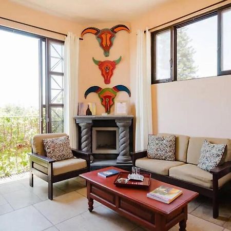Enjoy Ac In The Penthouse At Inn Ajijic Exterior photo