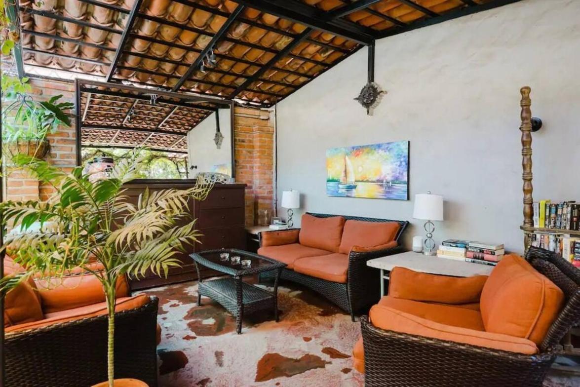 Enjoy Ac In The Penthouse At Inn Ajijic Exterior photo