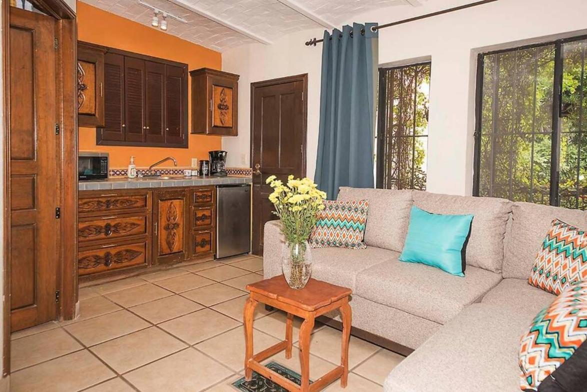 Enjoy Ac In The Penthouse At Inn Ajijic Exterior photo